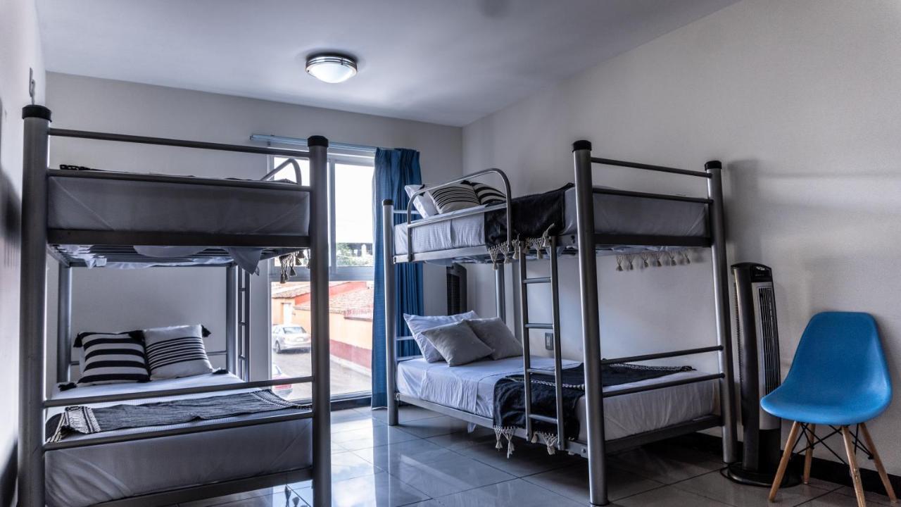 Esencia Hostal Terminal Oaxaca Екстер'єр фото