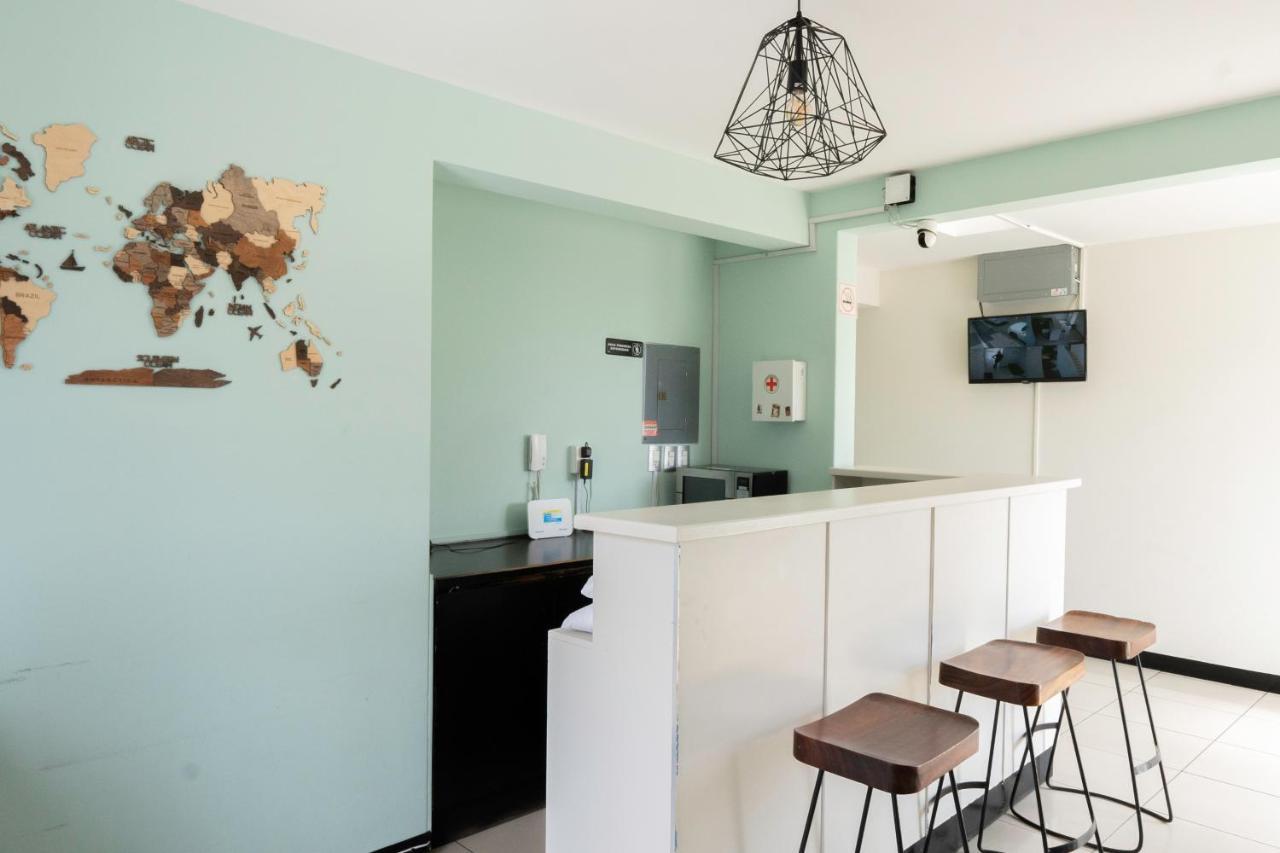 Esencia Hostal Terminal Oaxaca Екстер'єр фото